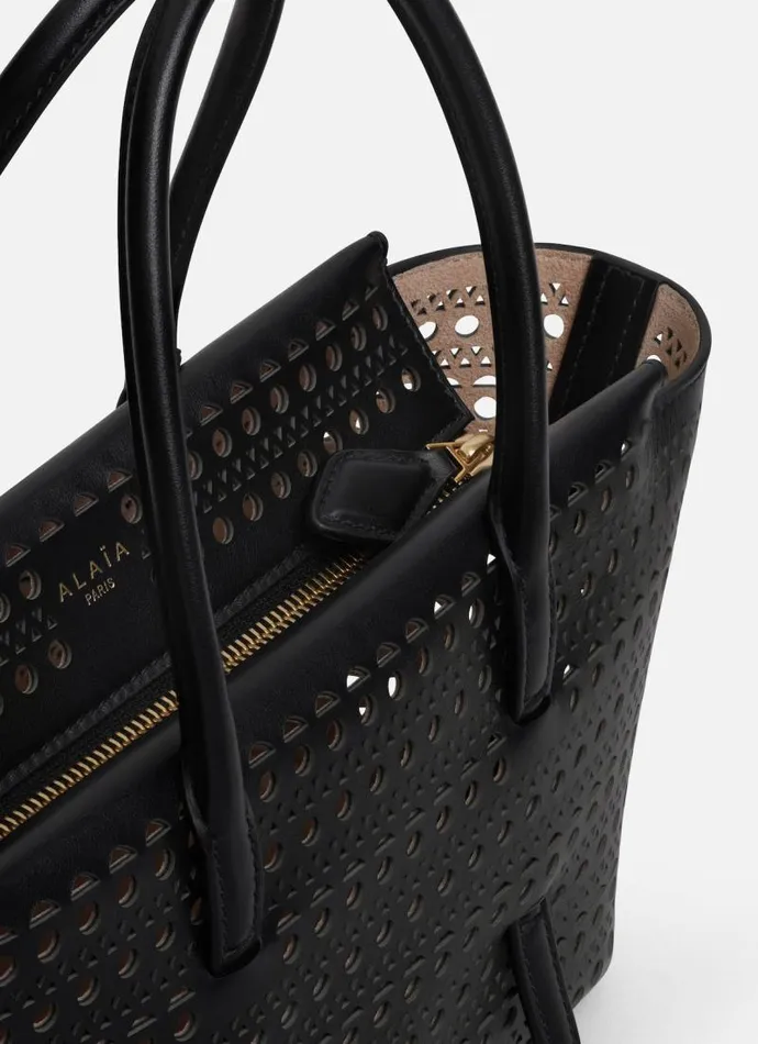 Alaa CrossBody Bags NEO MINA 20 BAG IN VIENNE CALFSKIN Black 8211 Women Alaa CrossBody Bags NEO MINA 20 BAG IN VIENNE CALFSKIN Black 8211 Women