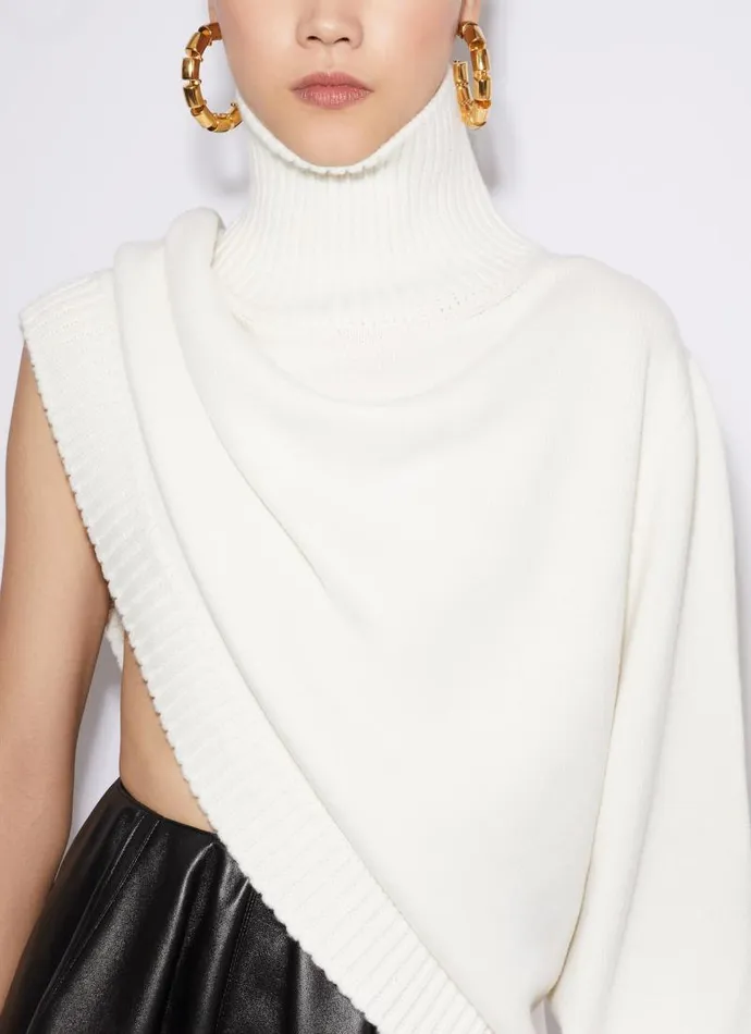 Alaa Jumpers and Cardigans ASYMMETRICAL CAPE JUMPER IN CASHMERE Natural 8211 Women Alaa Jumpers and Cardigans ASYMMETRICAL CAPE JUMPER IN CASHMERE Natural 8211 Women