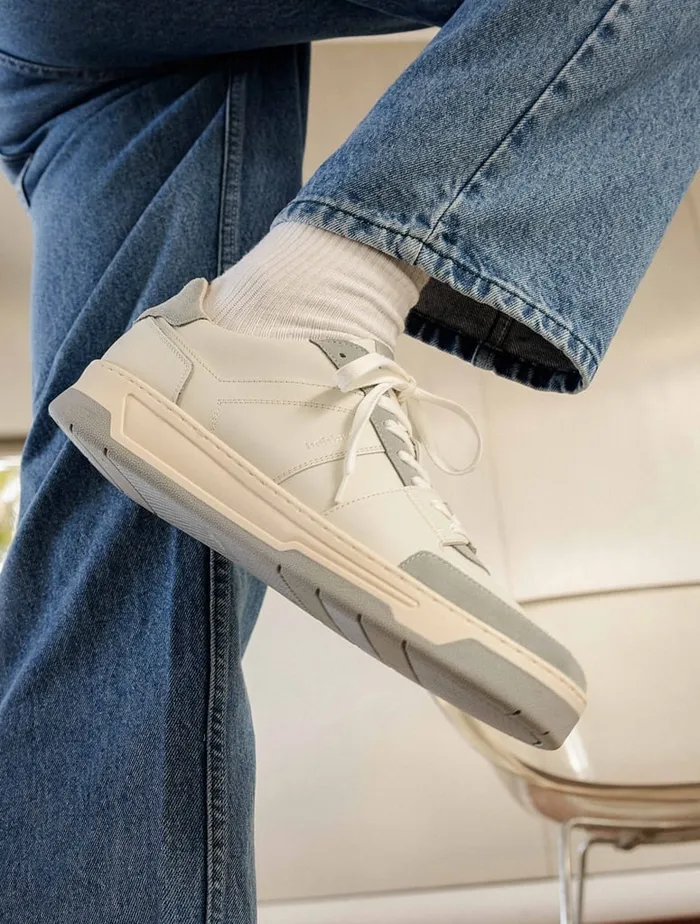 Cyrus Off White and Frosty Blue Men Bobbies Sneakers