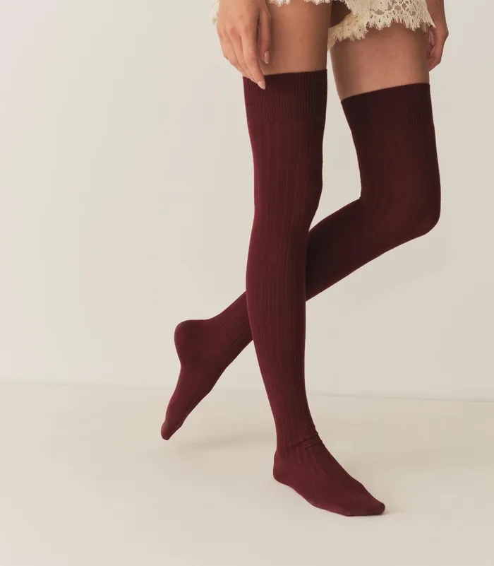 DEN Collgien Thigh High Socks Bordeaux Grand Cru Women Socks and Tights