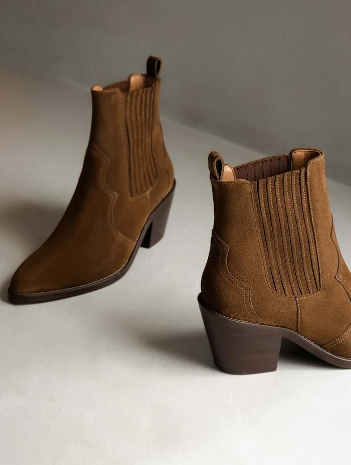 Dakota Rockies Brown Women Bobbies Ankle Boots