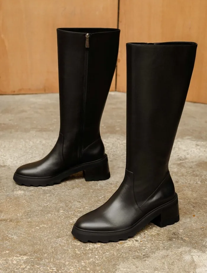 Enora Passion Black Women Bobbies Knee High Boots