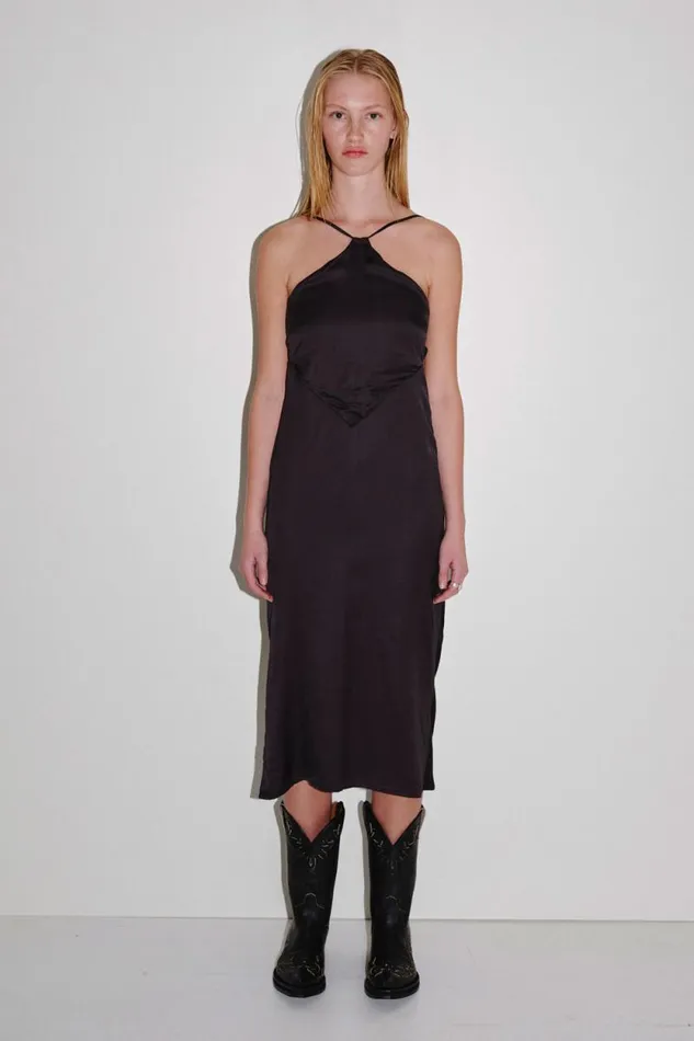 Gretchen 8211 Black Women Won Hundred Dresses