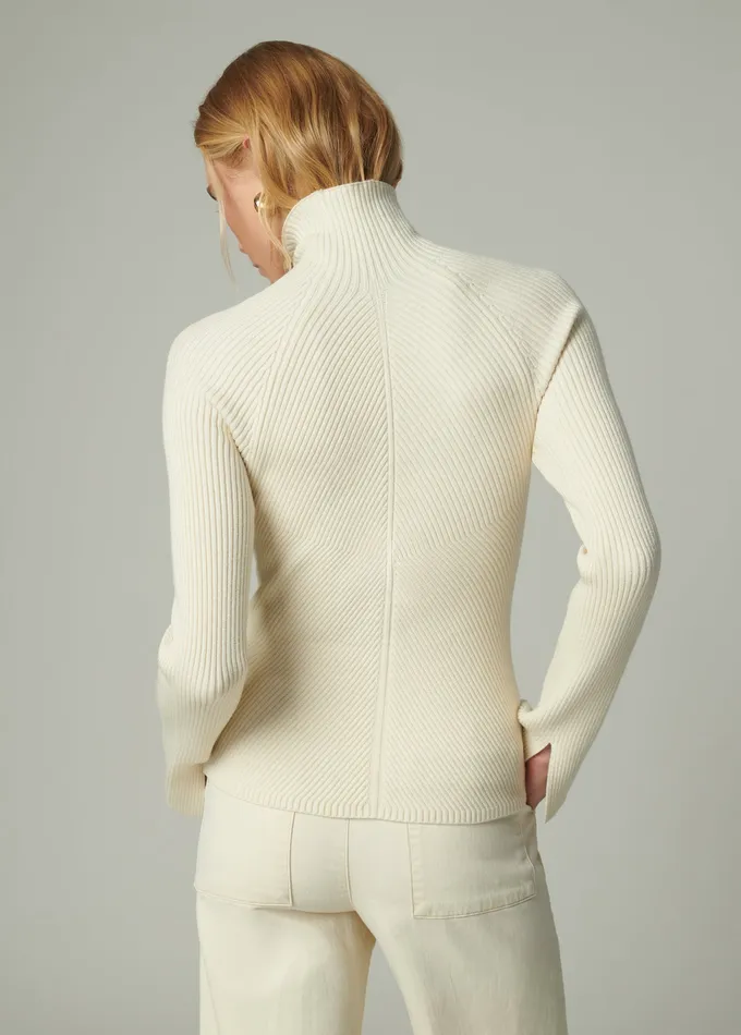 Joe8217s Jeans THE PALMER TURTLENECK Milk Women Tops