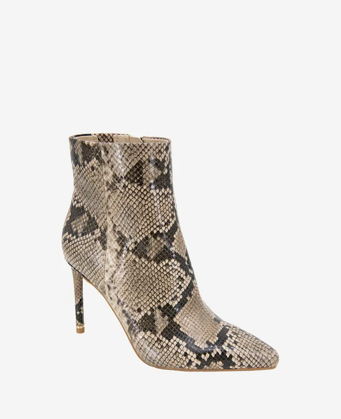 Kenneth Cole Boots and Booties Women Quincy Snakeskin Leather Heel Ankle Bootie Beige Kenneth Cole Boots and Booties Women Quincy Snakeskin Leather Heel Ankle Bootie Beige