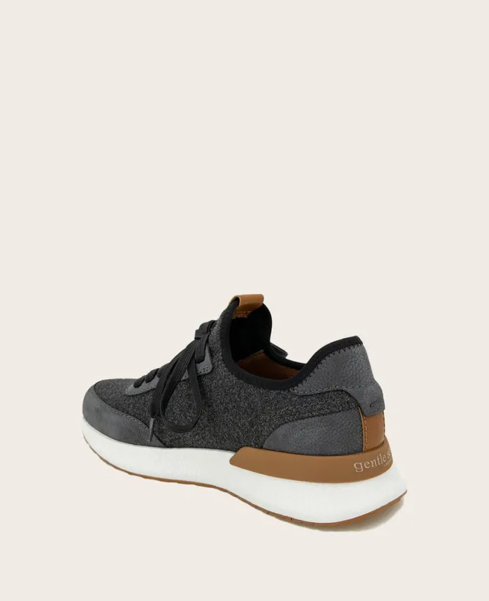 Kenneth Cole Sneakers Men GENTLE SOULS 8211 Laurence Stretch Lightweight Jogger Grey