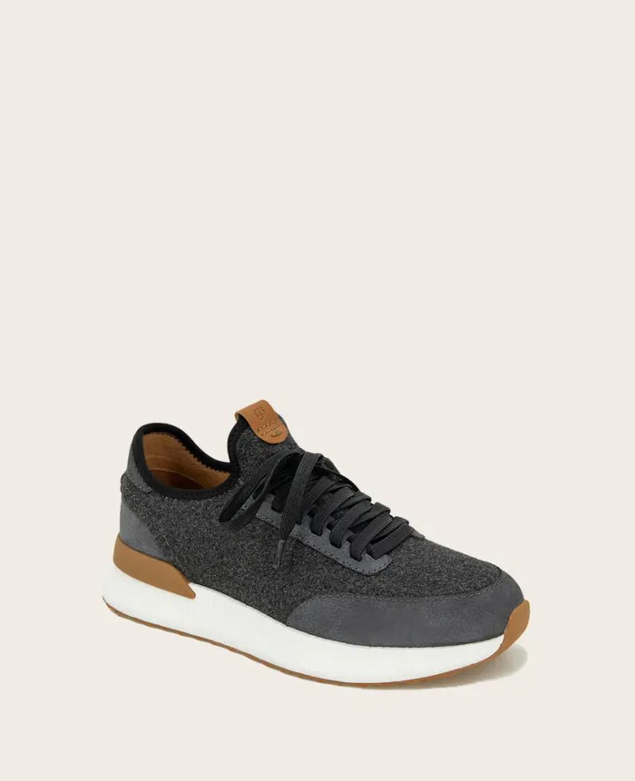 Kenneth Cole Sneakers Men GENTLE SOULS 8211 Laurence Stretch Lightweight Jogger Grey
