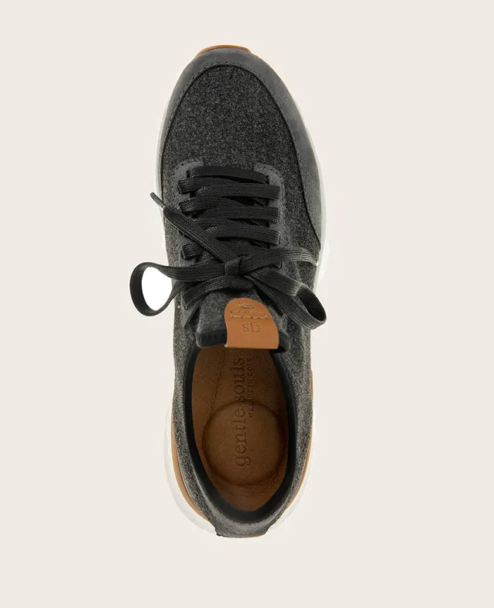 Kenneth Cole Sneakers Men GENTLE SOULS 8211 Laurence Stretch Lightweight Jogger Grey