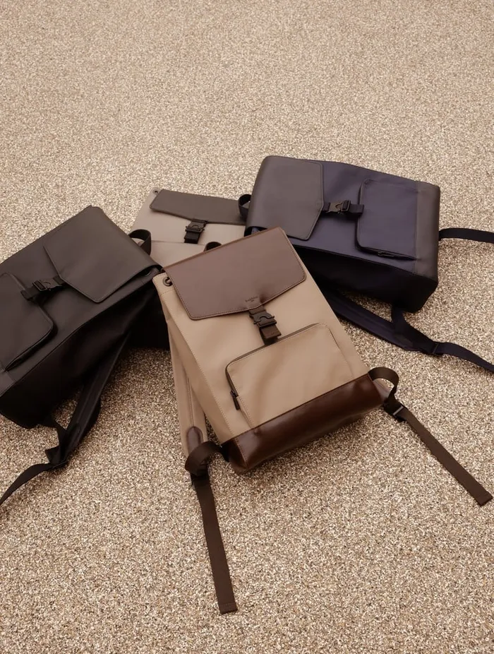 Kotor Moka Men Bobbies Backpacks Kotor Moka Men Bobbies Backpacks