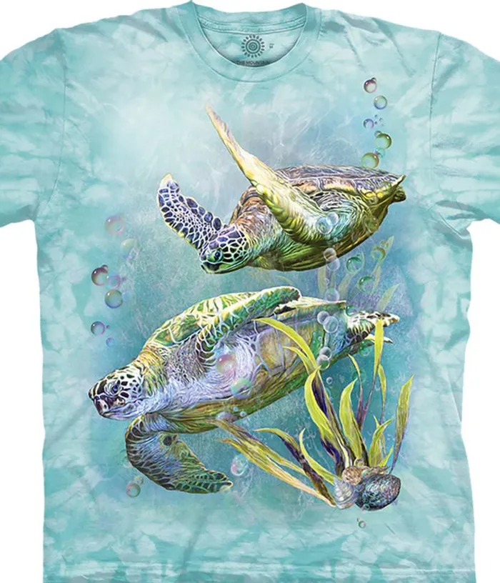 Liquid Blue TShirt Men Sea Turtles Swim Classic Cotton TShirt