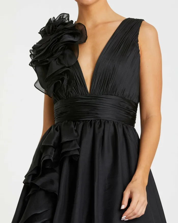 Mac Duggal Ruffle Detailed Evening Dress Black Women Best Sellers
