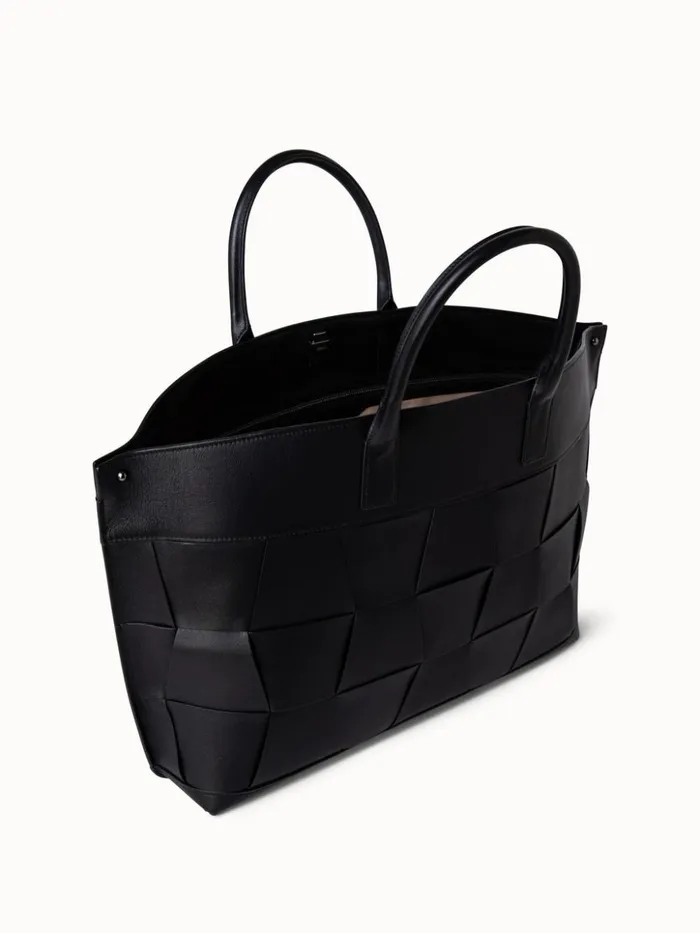 Medium Ai Messenger Bag In Braided Leather Trapezoids Black Women Akris Crossbody Bags