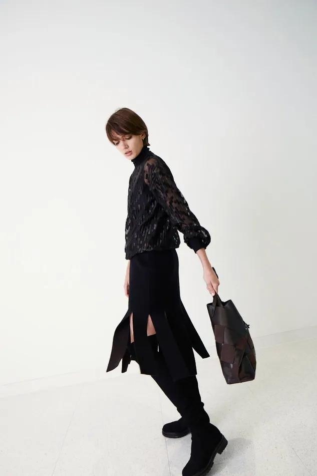 Medium Ai Shoulder Bag In Braided Leather And Nubuck Trapezoids Mocca Women Akris Tote Bags