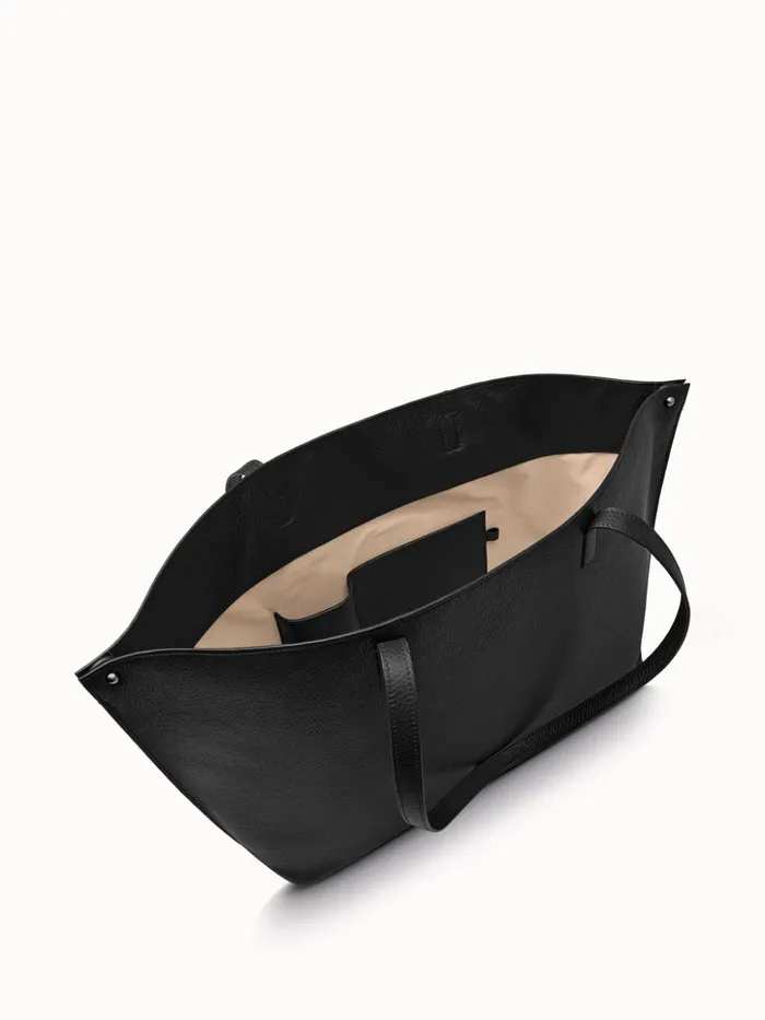 Medium Ai Shoulder Bag In Cervocalf Leather Black Women Akris Tote Bags