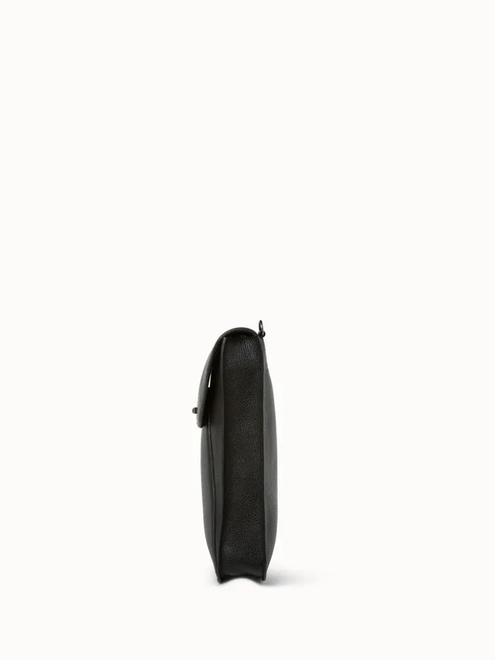 Medium Anouk Messenger In Cervocalf Leather Black Women Akris Messenger Bags