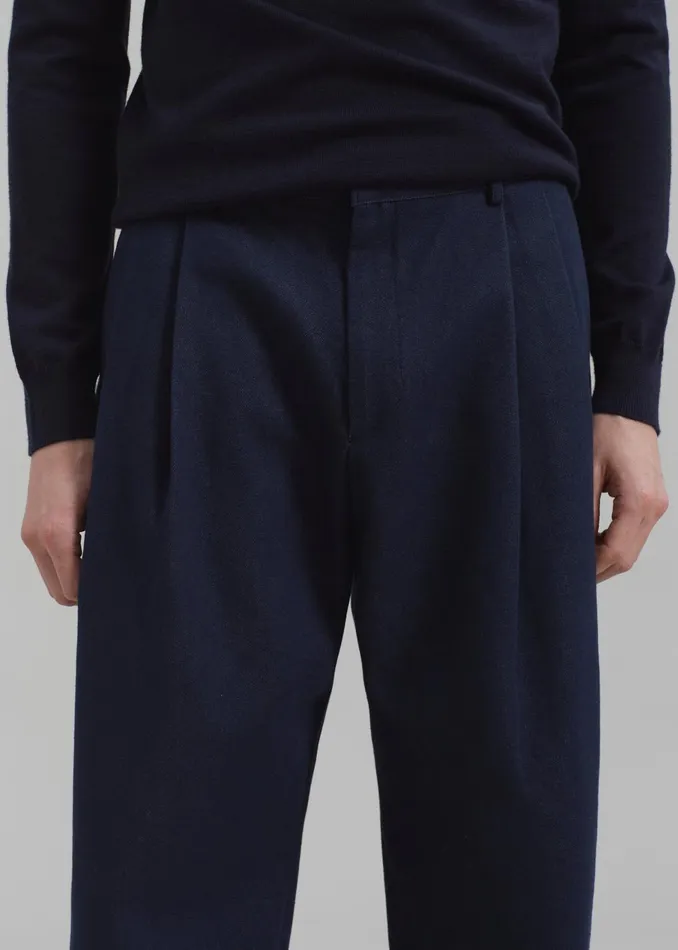 Men Stephen Pleated Denim Trousers 8211 Navy The Frankie Shop Bottoms