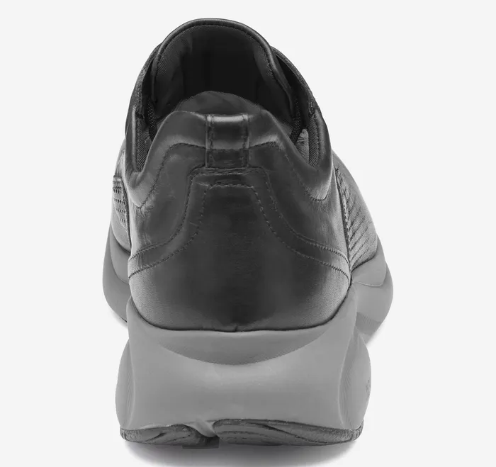 Men XC4 TR3Luxe Hybrid Black Waterproof Full Grain LaceUps Johnston and Murphy
