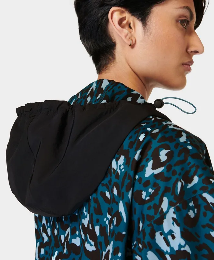 Merrell Ascend Whisper Anorak X Sweaty Betty Blue Brushstroke Leopardblack Women Outerwear