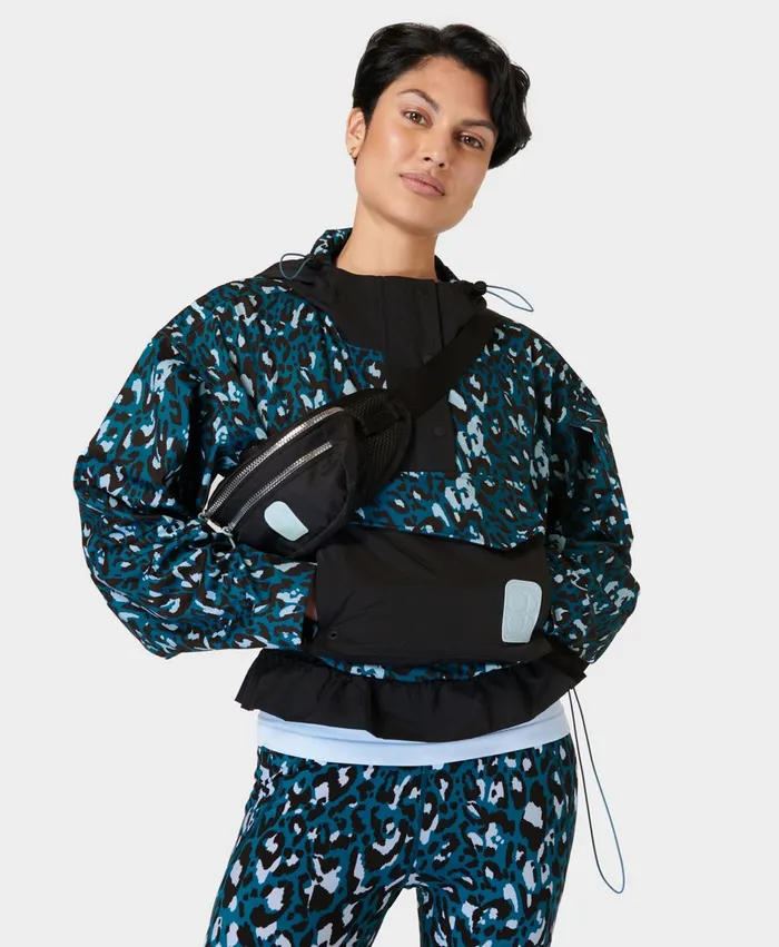 Merrell Ascend Whisper Anorak X Sweaty Betty Blue Brushstroke Leopardblack Women Outerwear