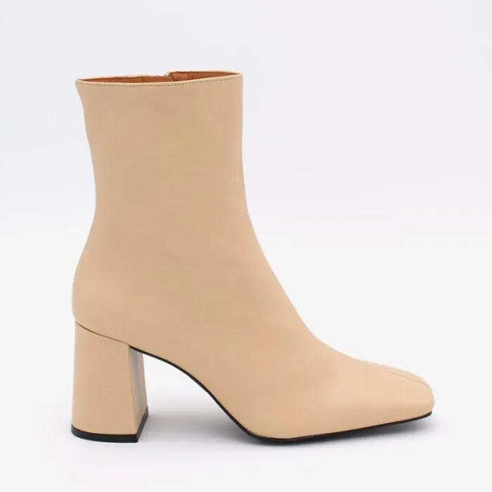 ngel Alarcn Boots And Booties Woman DRIMIA 8211 Square Toe Leather Booties Wide Heel And Zip