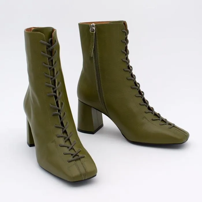 ngel Alarcn Boots And Booties Woman PACUARE 8211 Ankle Boots With Laces And Zipper Wide Heels