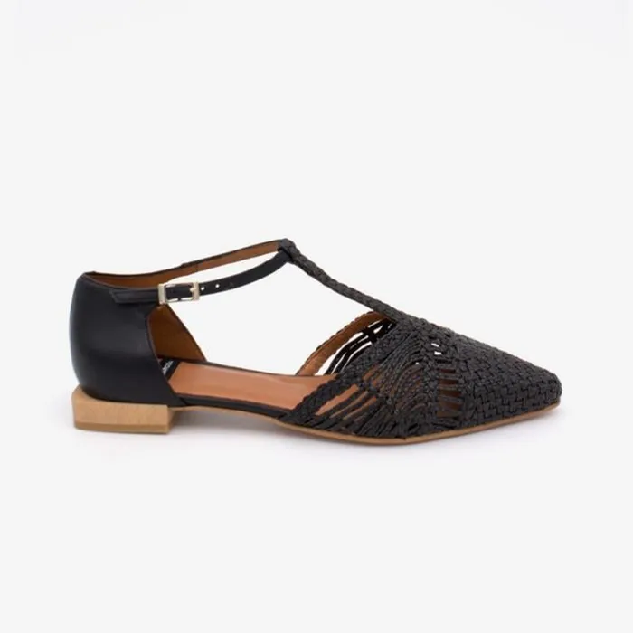 ngel Alarcn Flat Shoes Woman NAPULP 8211 Raffia Tstrap Sandal With Closed Toe And Heel