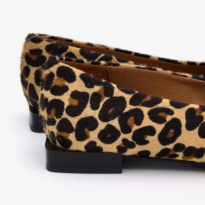 ngel Alarcn Flat Shoes Woman NAYUPE Cheetah Print Fur Leather Pointed Toe Flat