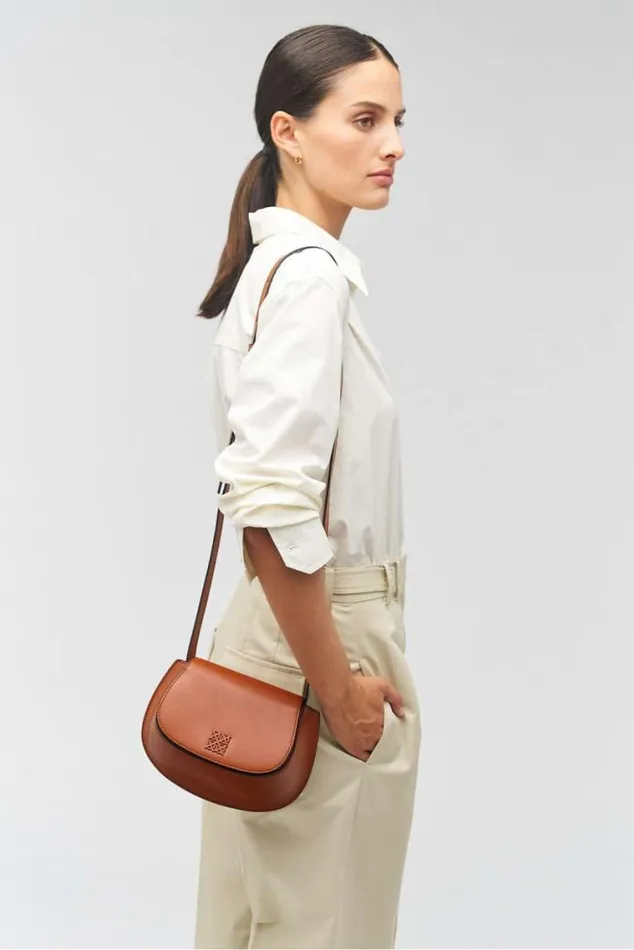 Oroton Shoulder Della Saddle Shoulder Bag Syrup 8211 Women