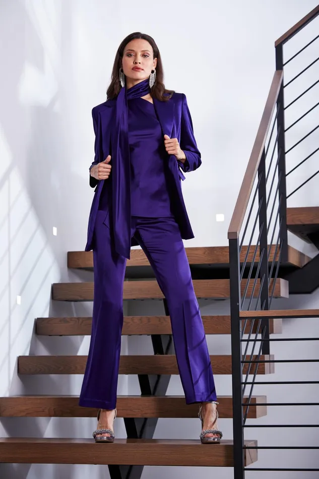 Outlet 8211 Women Jackets and Blazers Elie Tahari Satin Boyfriend Blazer Winter Plum