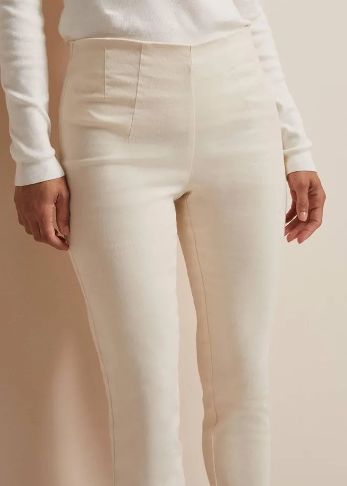 Phase Eight Avyanna Jeggings Winter White Women Trousers