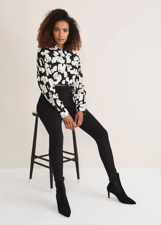 Phase Eight Eliza Jegging Short Black Women Trousers