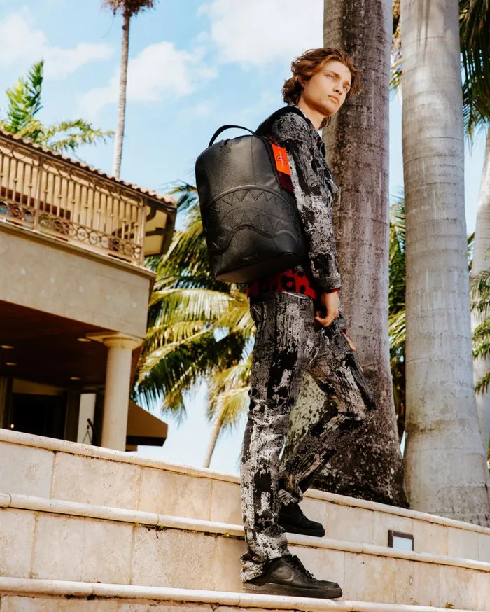 SPRAYGROUND Backpacks DARK KNIGHT DLXSV BACKPACK 8211 Universal SPRAYGROUND Backpacks DARK KNIGHT DLXSV BACKPACK 8211 Universal