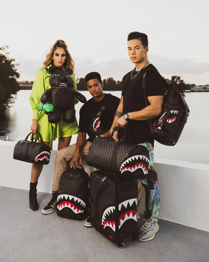 SPRAYGROUND Backpacks HENNY AIIR TO THE THRONE BACKPACK DLXV 8211 Universal