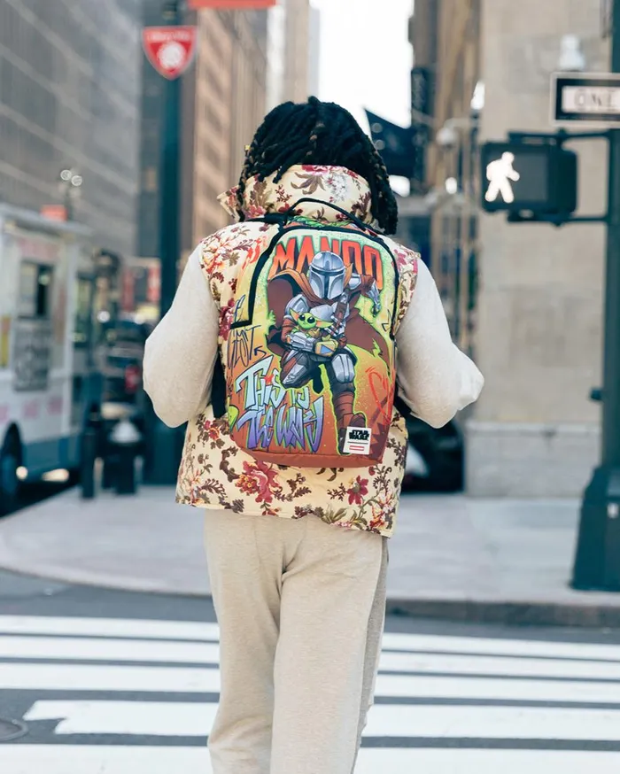 SPRAYGROUND Backpacks STAR WARS MANDO ON THE RUN BACKPACK DLXR 8211 Universal SPRAYGROUND Backpacks STAR WARS MANDO ON THE RUN BACKPACK DLXR 8211 Universal