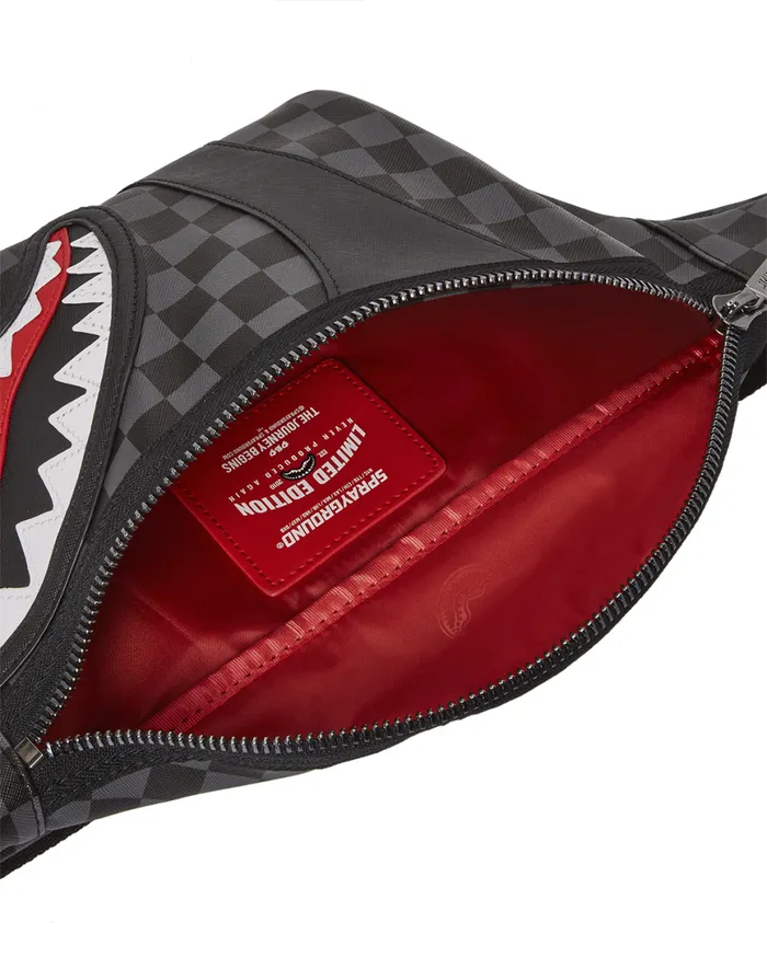 SPRAYGROUND Crossbodys HENNY AIIR TO THE THRONE SAVVY CROSSBODY 8211 Universal SPRAYGROUND Crossbodys HENNY AIIR TO THE THRONE SAVVY CROSSBODY 8211 Universal