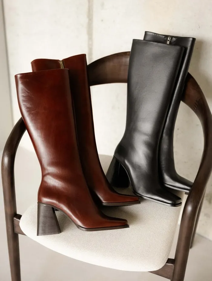 Tamar Passion Black Women Bobbies Knee High Boots