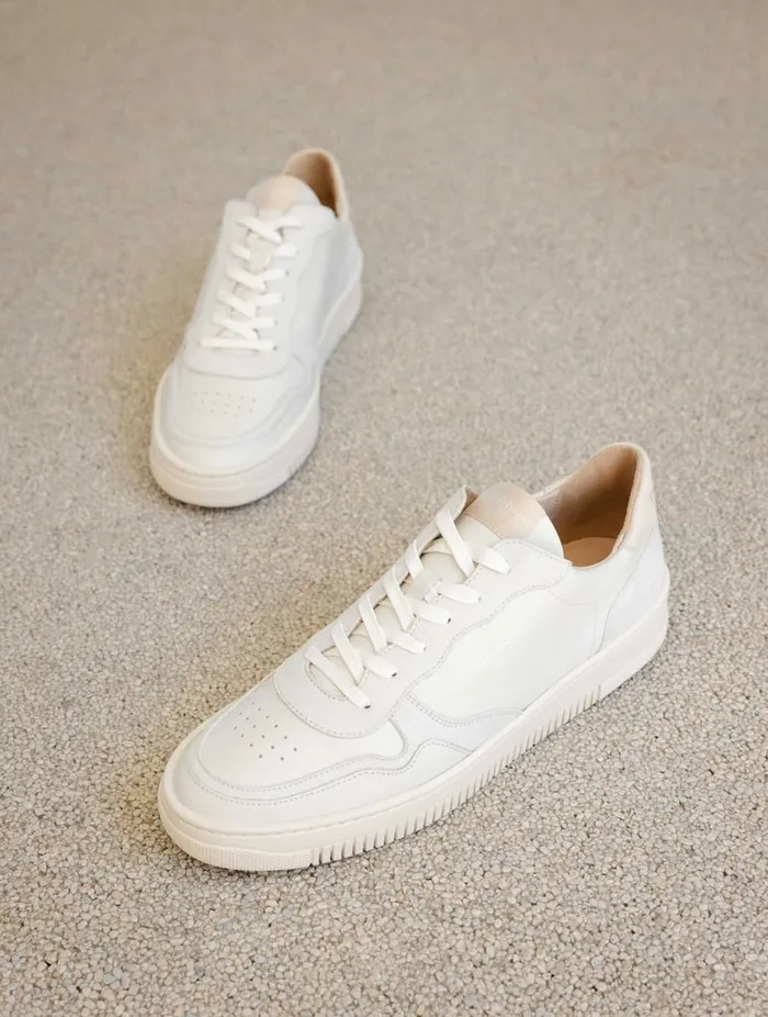Travis Off White and Foam Men Bobbies Sneakers Travis Off White and Foam Men Bobbies Sneakers