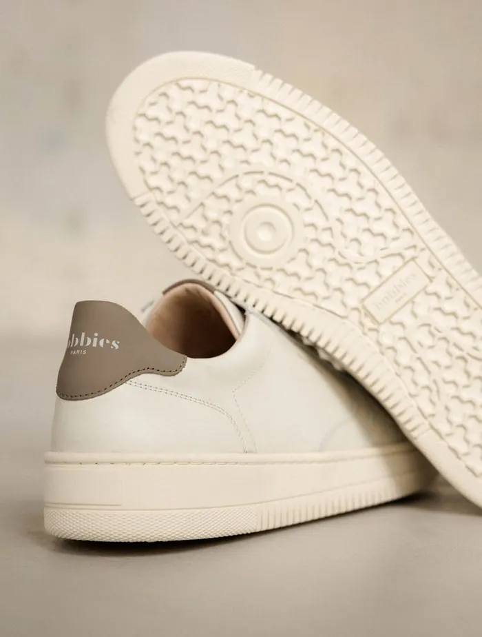 Travis Off White and Taupe Men Bobbies Sneakers Travis Off White and Taupe Men Bobbies Sneakers