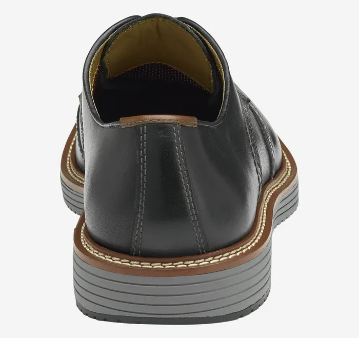 Upton Wingtip Black Full Grain Shoes Johnston and Murphy Men