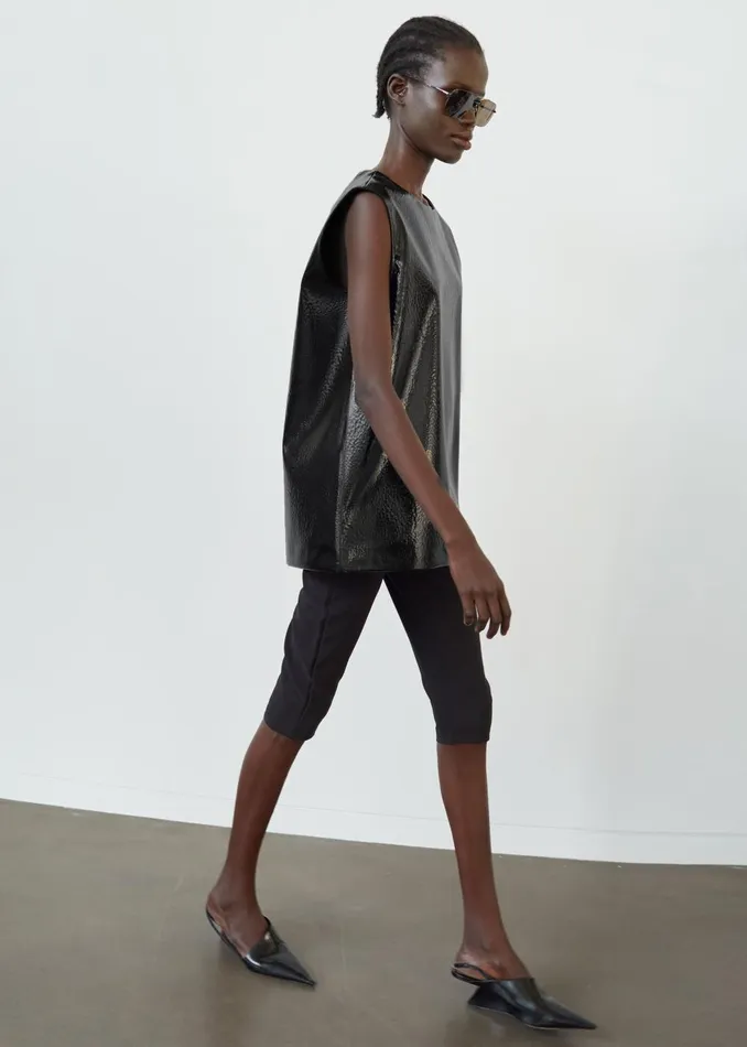 Women Amaris Crackled Faux Leather Tank Top 8211 Black The Frankie Shop Tops