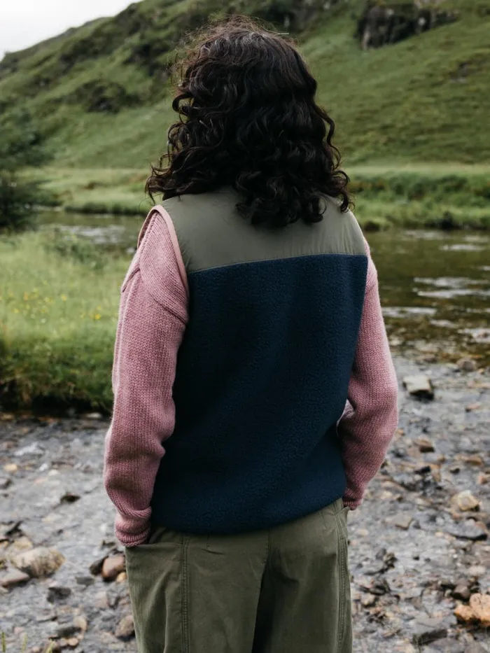 Women Bolster Fleece Gilet Navyolive Finisterre Fleece