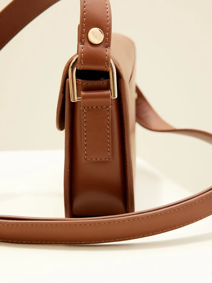 Women Cyrillus Accessories Messenger Bag 8211 Small Leather Goods Collection Tan