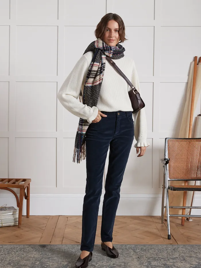 Women Cyrillus Clothing Chloe Corduroy SlimFit Trousers Encre