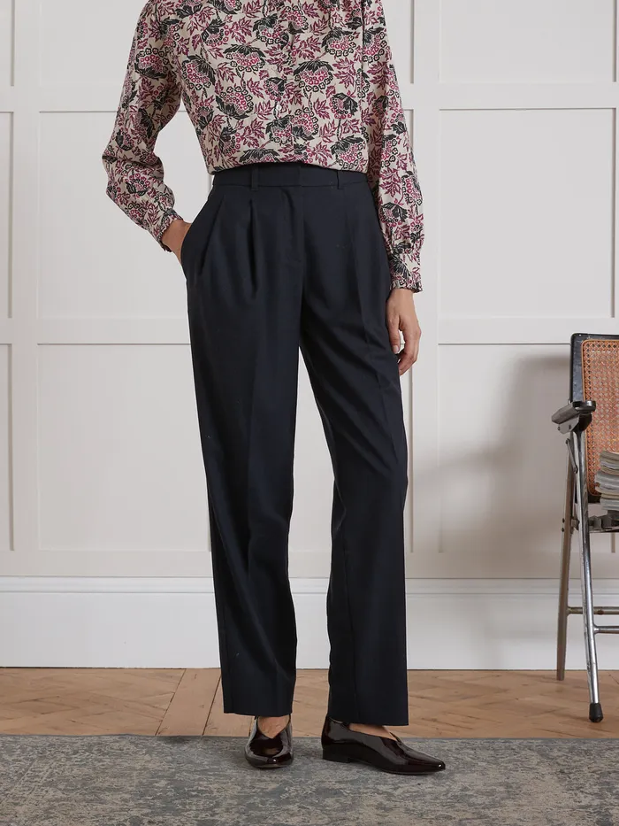 Women Cyrillus Clothing Eulalie Carrot Trousers Encre