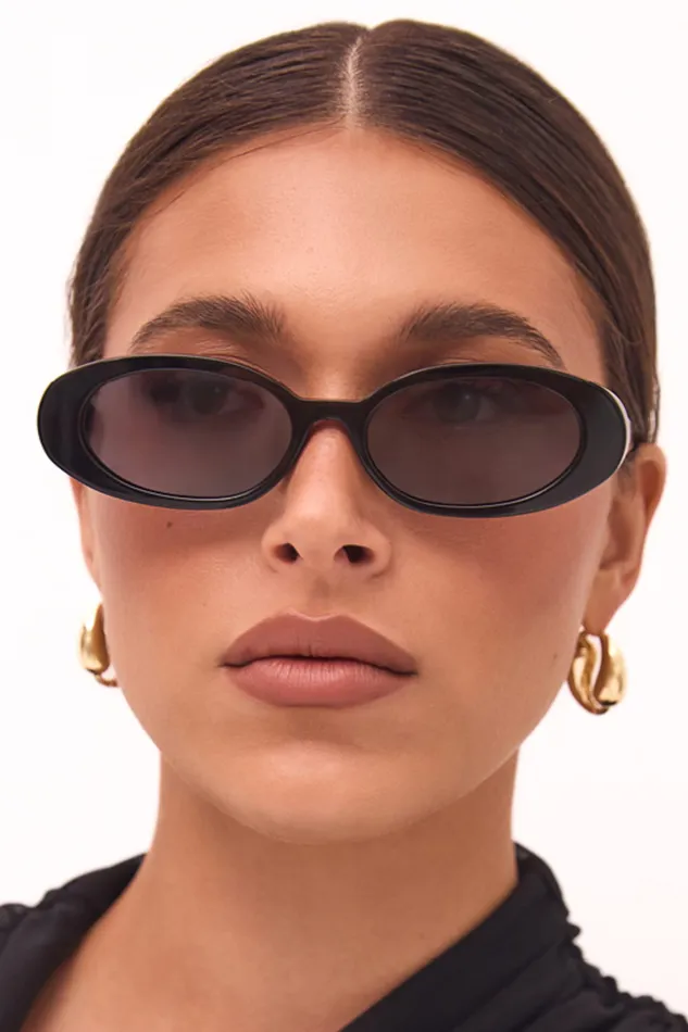 Women petalandpup The Carter 8211 Black Black Sunglasses