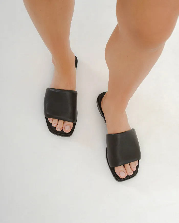 Women Picasso flat slide cacao leather FLAT SANDALS jomercer Women Picasso flat slide cacao leather FLAT SANDALS jomercer