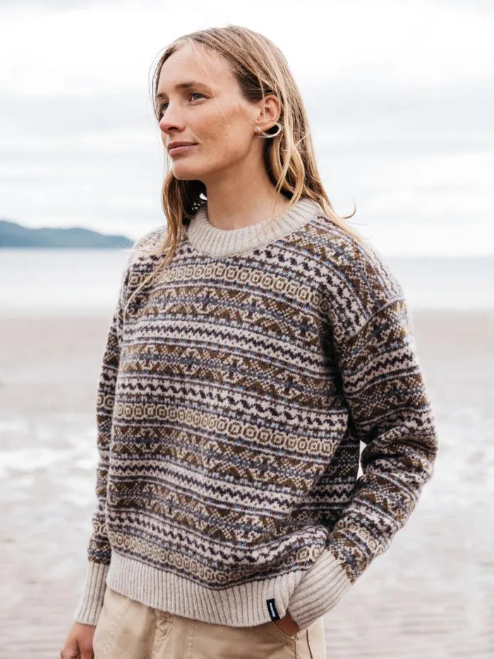 Women Shetland Fair Isle Jumper Black Cherryecruheather Mist Multi Finisterre Knitwear