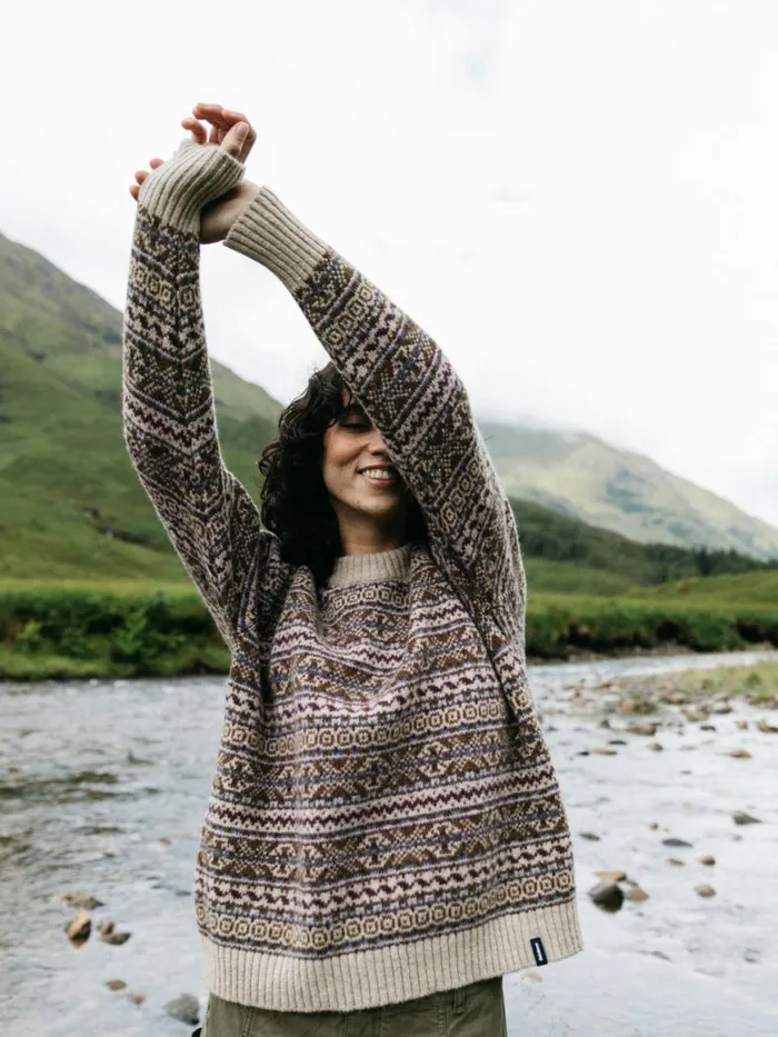Women Shetland Fair Isle Jumper Black Cherryecruheather Mist Multi Finisterre Knitwear