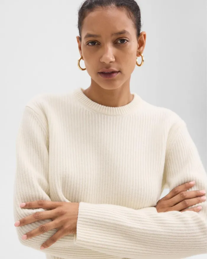 Women Sweaters Cardigans Theory Crewneck Sweater In Felted WoolCashmere Ivory