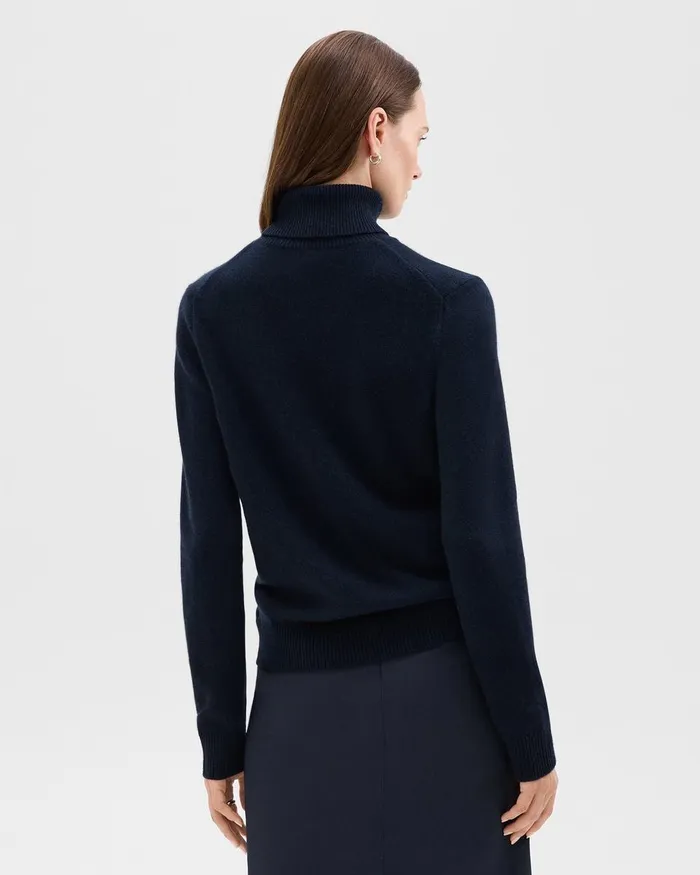 Women Sweaters Cardigans Theory Turtleneck Sweater In Cashmere Nocturne Navy